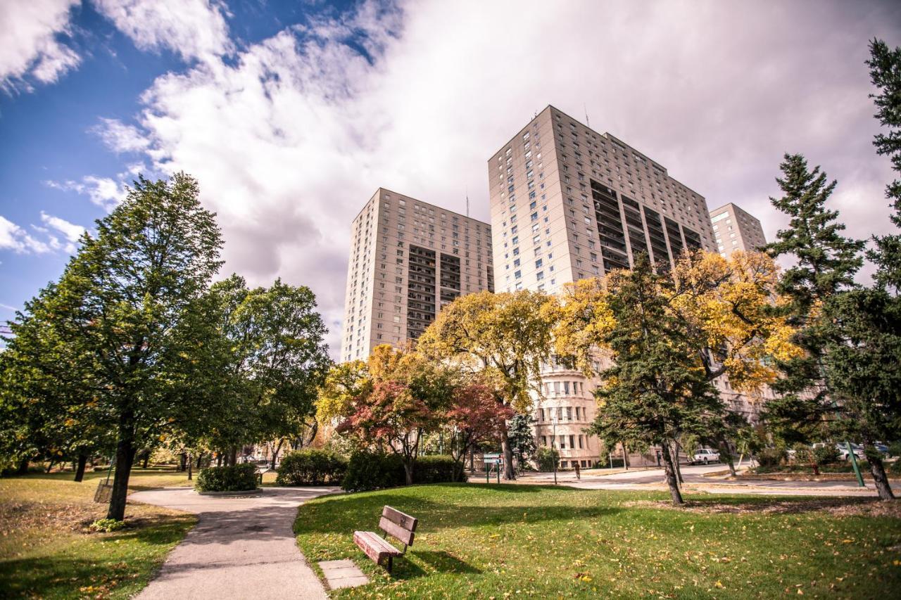 Fort Garry Place Furnished Suites Winnipeg Buitenkant foto